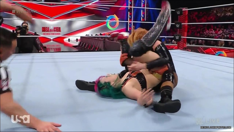 WWE_Monday_Night_Raw_2022_05_23_720p_HDTV_x264-NWCHD_mp4_007569970.jpg