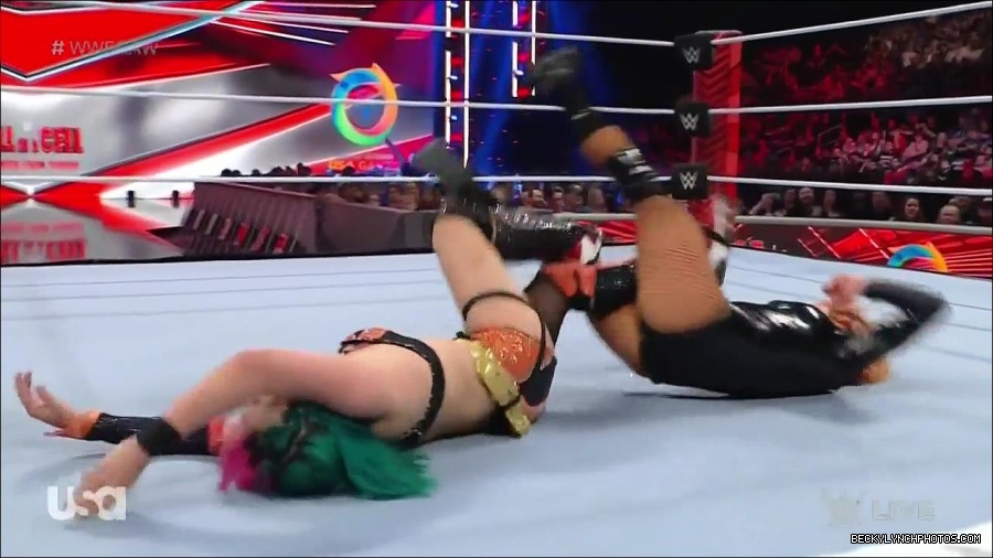 WWE_Monday_Night_Raw_2022_05_23_720p_HDTV_x264-NWCHD_mp4_007571972.jpg