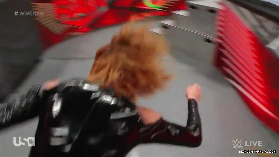 WWE_Monday_Night_Raw_2022_05_23_720p_HDTV_x264-NWCHD_mp4_007577577.jpg