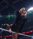 WWE_Monday_Night_Raw_2022_05_23_720p_HDTV_x264-NWCHD_mp4_007054955.jpg