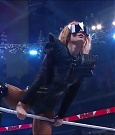 WWE_Monday_Night_Raw_2022_05_23_720p_HDTV_x264-NWCHD_mp4_007056156.jpg