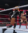 WWE_Monday_Night_Raw_2022_05_23_720p_HDTV_x264-NWCHD_mp4_007099800.jpg