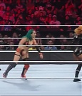 WWE_Monday_Night_Raw_2022_05_23_720p_HDTV_x264-NWCHD_mp4_007100600.jpg