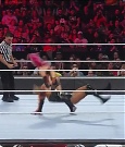WWE_Monday_Night_Raw_2022_05_23_720p_HDTV_x264-NWCHD_mp4_007103003.jpg