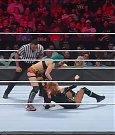 WWE_Monday_Night_Raw_2022_05_23_720p_HDTV_x264-NWCHD_mp4_007110210.jpg