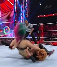 WWE_Monday_Night_Raw_2022_05_23_720p_HDTV_x264-NWCHD_mp4_007115015.jpg