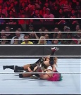 WWE_Monday_Night_Raw_2022_05_23_720p_HDTV_x264-NWCHD_mp4_007115415.jpg