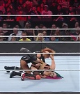WWE_Monday_Night_Raw_2022_05_23_720p_HDTV_x264-NWCHD_mp4_007115816.jpg