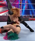 WWE_Monday_Night_Raw_2022_05_23_720p_HDTV_x264-NWCHD_mp4_007116216.jpg