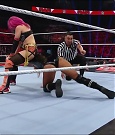 WWE_Monday_Night_Raw_2022_05_23_720p_HDTV_x264-NWCHD_mp4_007165866.jpg