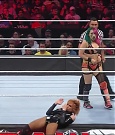 WWE_Monday_Night_Raw_2022_05_23_720p_HDTV_x264-NWCHD_mp4_007173874.jpg