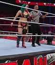 WWE_Monday_Night_Raw_2022_05_23_720p_HDTV_x264-NWCHD_mp4_007175876.jpg