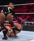 WWE_Monday_Night_Raw_2022_05_23_720p_HDTV_x264-NWCHD_mp4_007252353.jpg