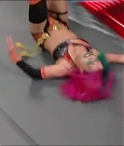 WWE_Monday_Night_Raw_2022_05_23_720p_HDTV_x264-NWCHD_mp4_007261562.jpg