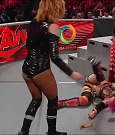 WWE_Monday_Night_Raw_2022_05_23_720p_HDTV_x264-NWCHD_mp4_007266767.jpg