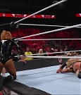 WWE_Monday_Night_Raw_2022_05_23_720p_HDTV_x264-NWCHD_mp4_007272773.jpg