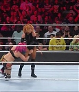 WWE_Monday_Night_Raw_2022_05_23_720p_HDTV_x264-NWCHD_mp4_007294395.jpg