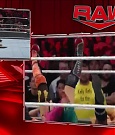 WWE_Monday_Night_Raw_2022_05_23_720p_HDTV_x264-NWCHD_mp4_007316817.jpg