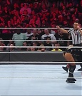 WWE_Monday_Night_Raw_2022_05_23_720p_HDTV_x264-NWCHD_mp4_007341241.jpg