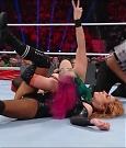 WWE_Monday_Night_Raw_2022_05_23_720p_HDTV_x264-NWCHD_mp4_007376877.jpg