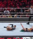 WWE_Monday_Night_Raw_2022_05_23_720p_HDTV_x264-NWCHD_mp4_007472172.jpg