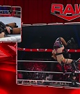 WWE_Monday_Night_Raw_2022_05_23_720p_HDTV_x264-NWCHD_mp4_007483784.jpg