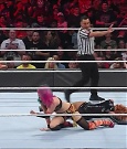 WWE_Monday_Night_Raw_2022_05_23_720p_HDTV_x264-NWCHD_mp4_007492993.jpg