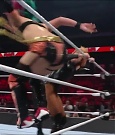 WWE_Monday_Night_Raw_2022_05_23_720p_HDTV_x264-NWCHD_mp4_007502202.jpg