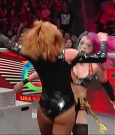 WWE_Monday_Night_Raw_2022_05_23_720p_HDTV_x264-NWCHD_mp4_007545545.jpg