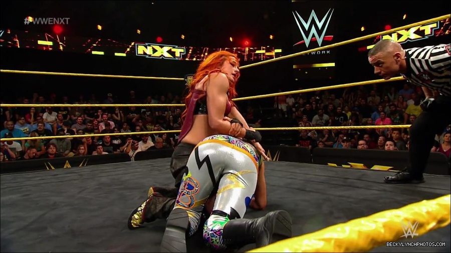 WWE_NXT21_mp4_002861800.jpg