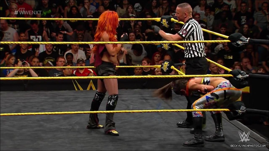 WWE_NXT21_mp4_002917533.jpg