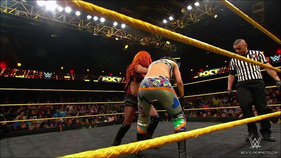 WWE_NXT21_mp4_002923133.jpg