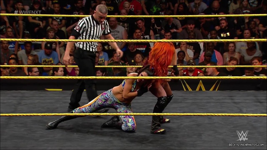 WWE_NXT21_mp4_003025166.jpg