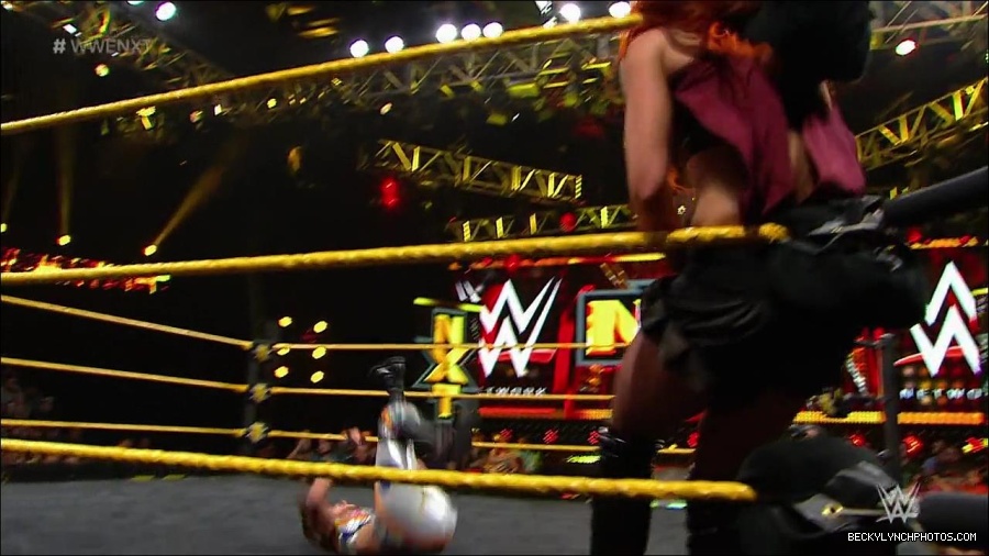 WWE_NXT21_mp4_003157566.jpg