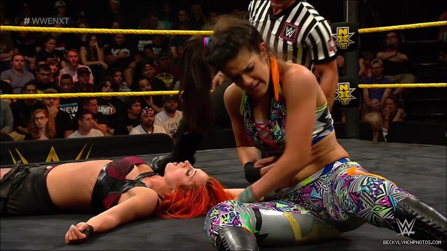 WWE_NXT21_mp4_003185166.jpg