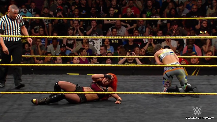 WWE_NXT21_mp4_003191166.jpg