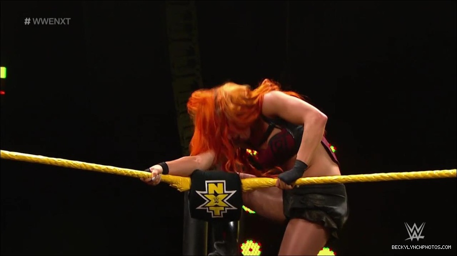 WWE_NXT21_mp4_003223166.jpg