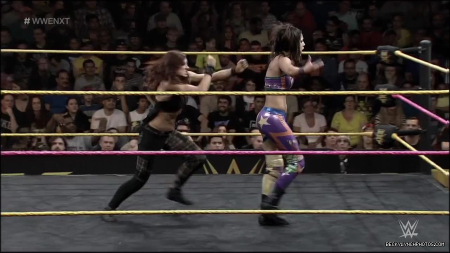 WWE_NXT33_mp4_002491200.jpg