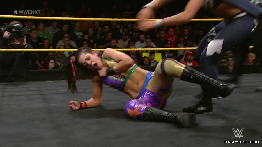 WWE_NXT37_mp4_000992633.jpg