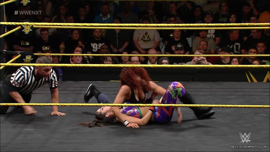 WWE_NXT37_mp4_001011833.jpg