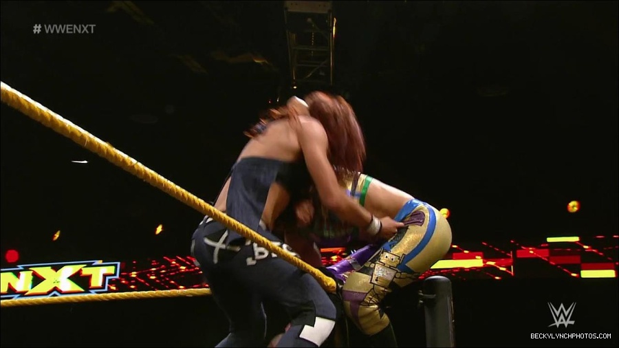 WWE_NXT37_mp4_001211100.jpg