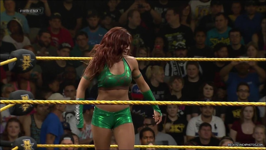 WWE_NXT22_mp4_000800266.jpg