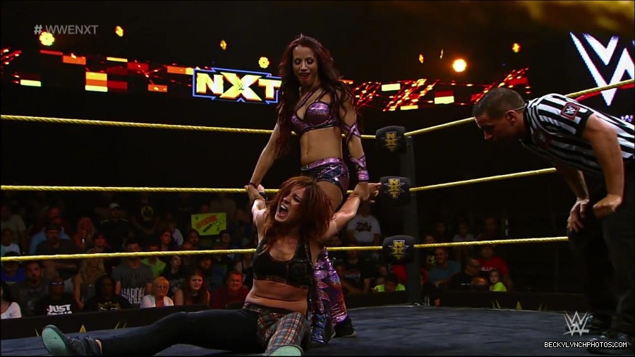 WWE_NXT12_mp4_001895400.jpg