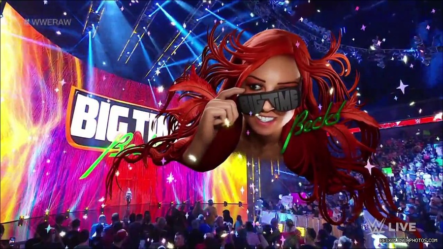 WWE_RAW_30th_May_2022_720p_WEBRip_h264_mp4_000029779.jpg