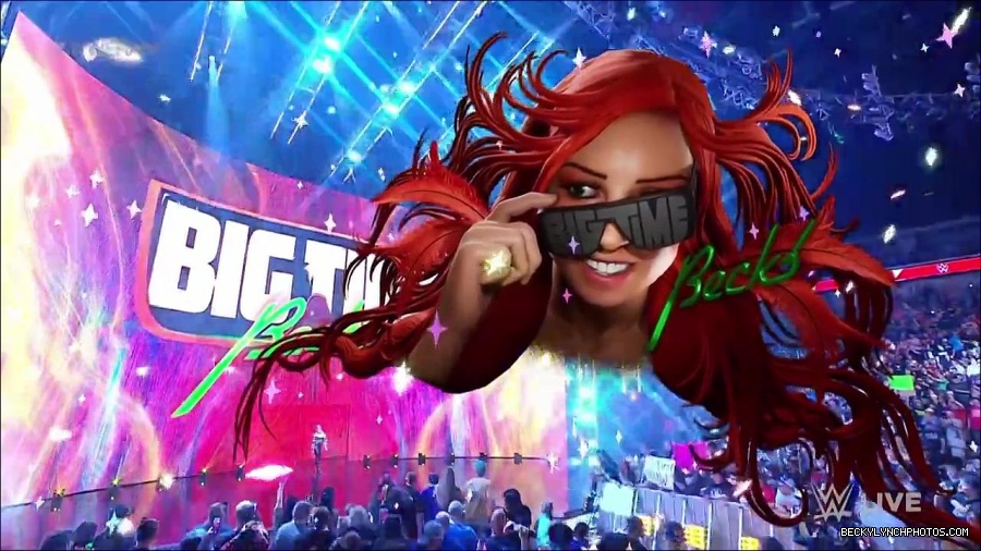 WWE_RAW_30th_May_2022_720p_WEBRip_h264_mp4_000030980.jpg
