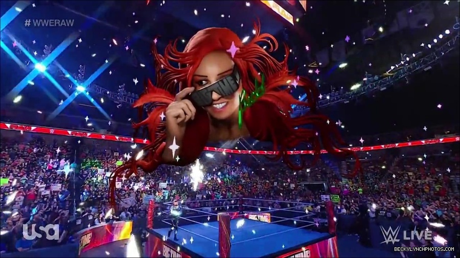 WWE_RAW_30th_May_2022_720p_WEBRip_h264_mp4_000060610.jpg