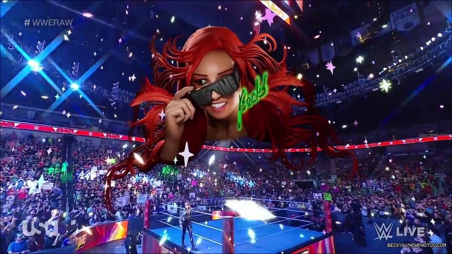 WWE_RAW_30th_May_2022_720p_WEBRip_h264_mp4_000061411.jpg