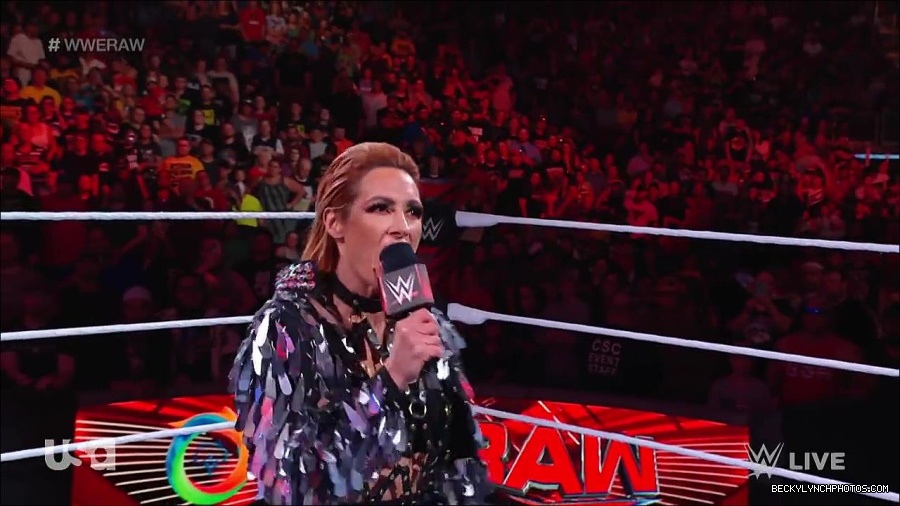 WWE_RAW_30th_May_2022_720p_WEBRip_h264_mp4_000157557.jpg