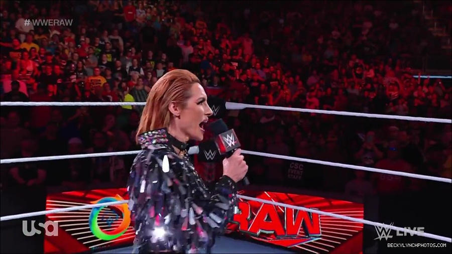 WWE_RAW_30th_May_2022_720p_WEBRip_h264_mp4_000157957.jpg