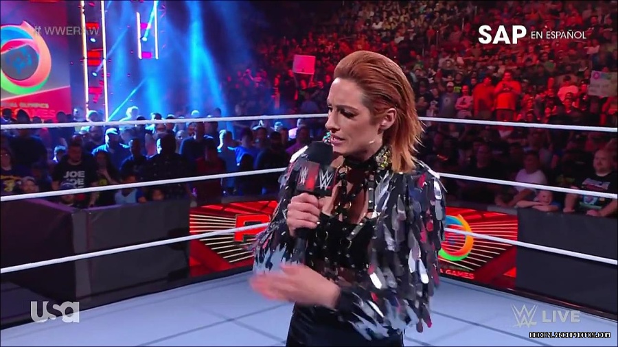 WWE_RAW_30th_May_2022_720p_WEBRip_h264_mp4_000180780.jpg